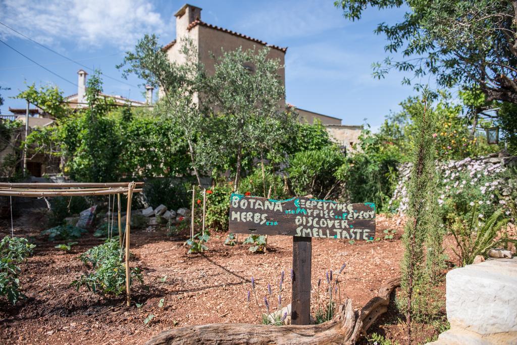Villa Eleonas Vamos Bagian luar foto